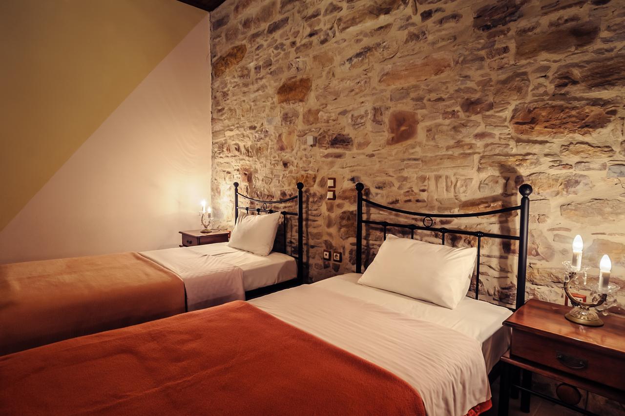 Mouzaliko Guesthouse Mansion 캄보스 외부 사진