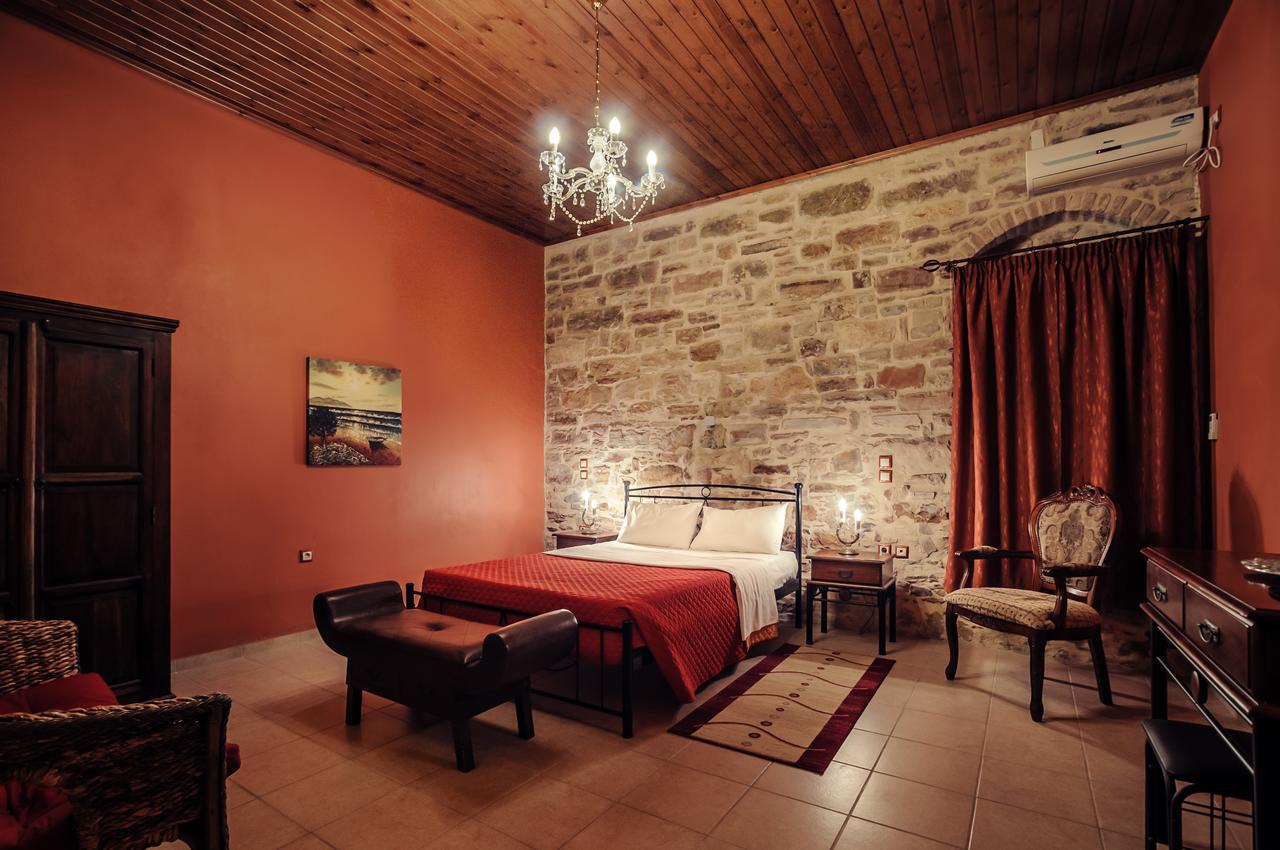 Mouzaliko Guesthouse Mansion 캄보스 외부 사진