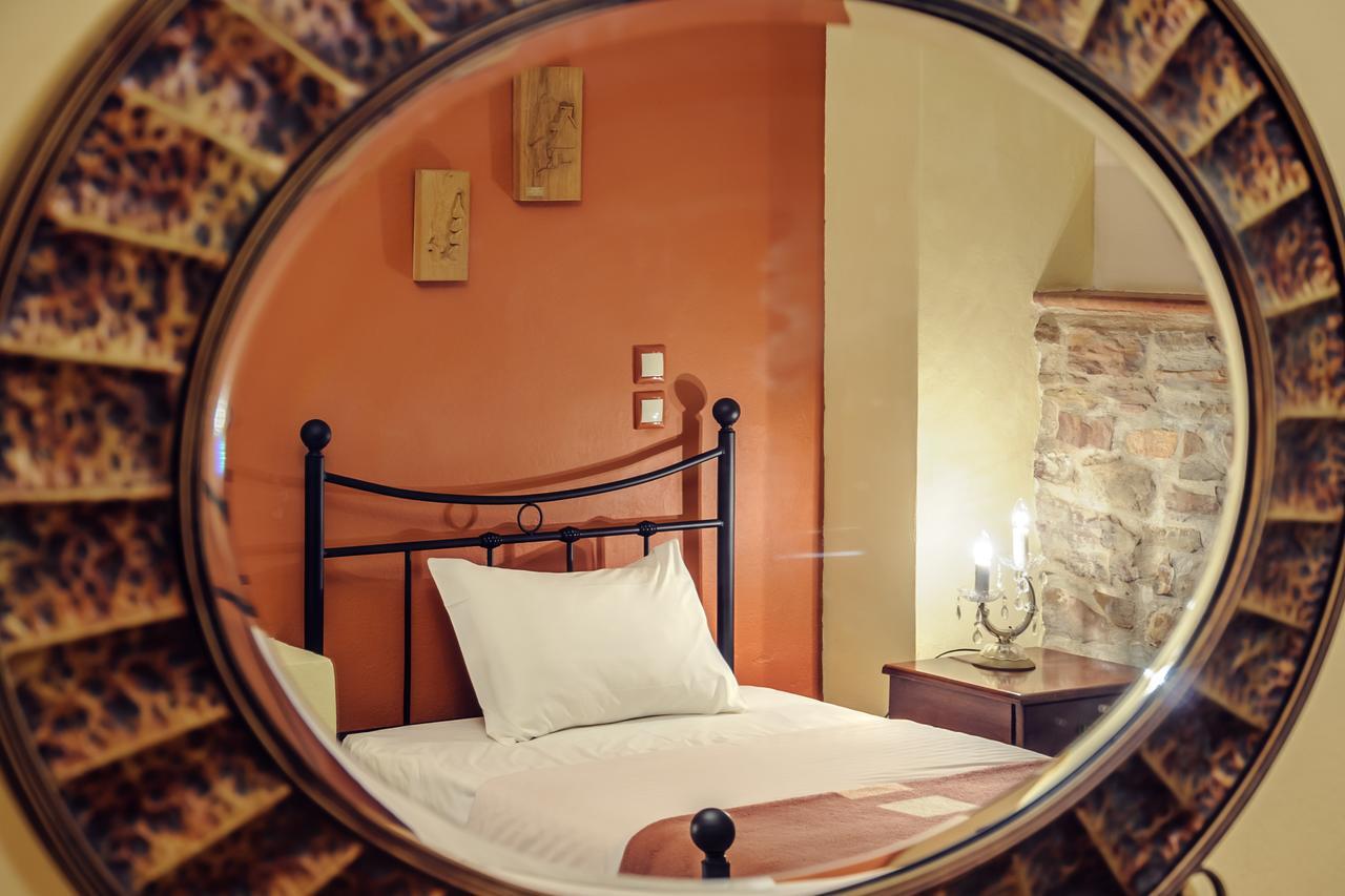 Mouzaliko Guesthouse Mansion 캄보스 외부 사진
