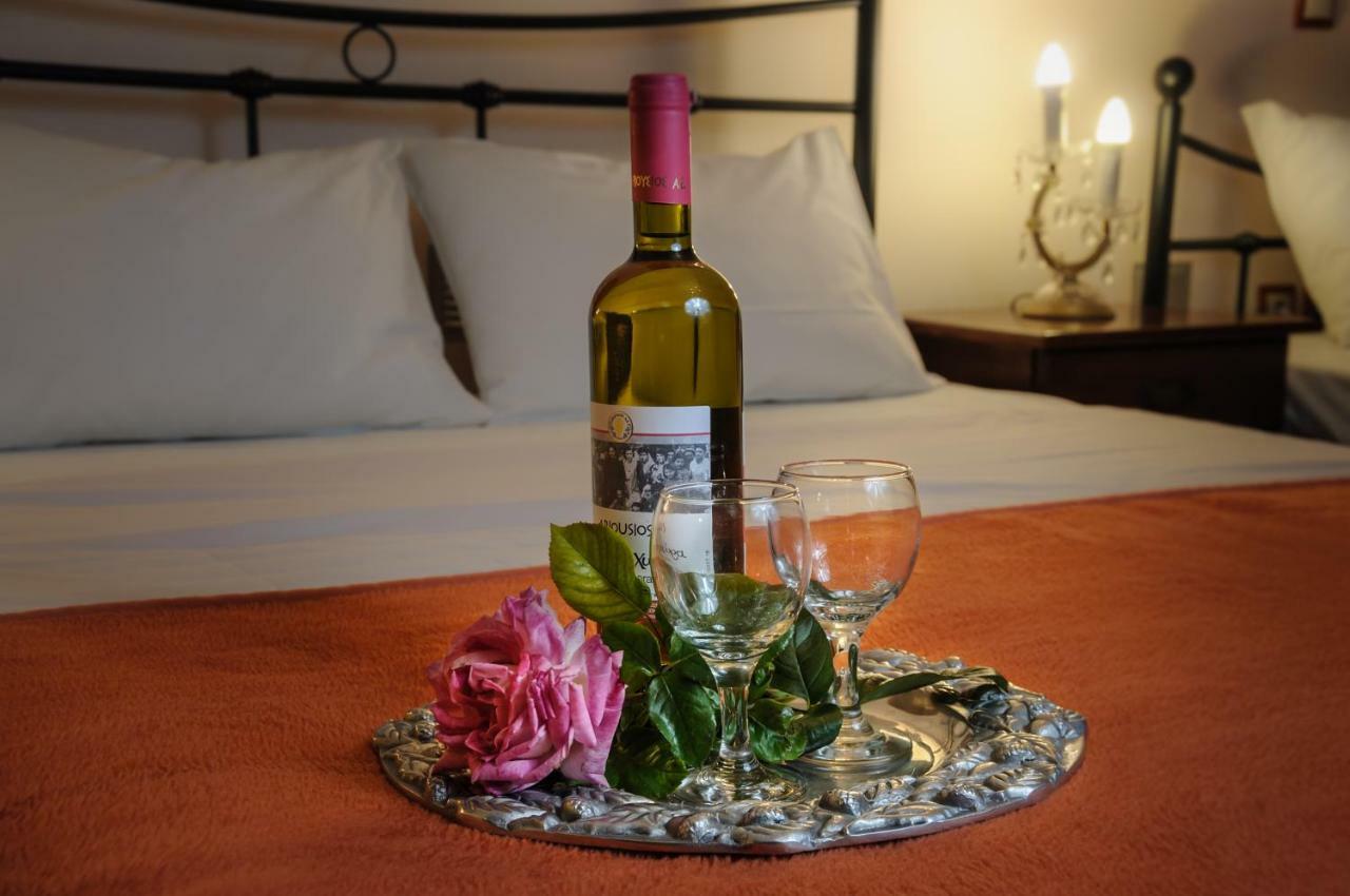Mouzaliko Guesthouse Mansion 캄보스 외부 사진
